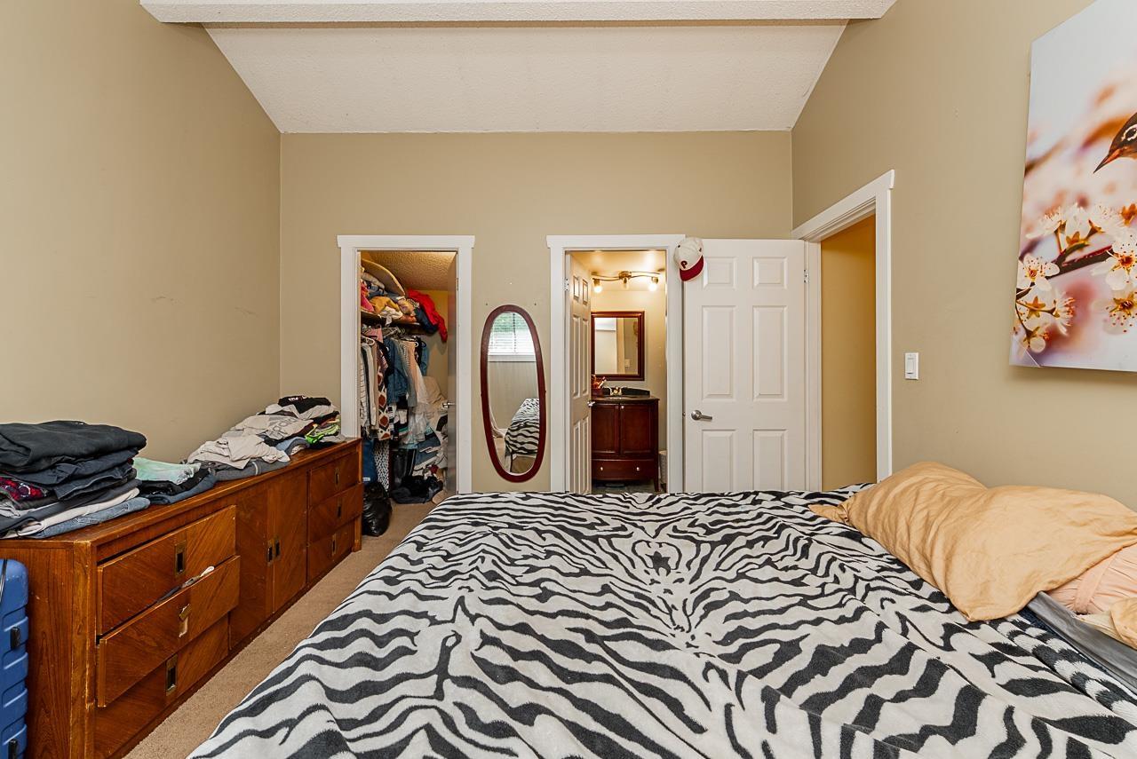 Photo 37 of 3799 196 A Street, Langley BC