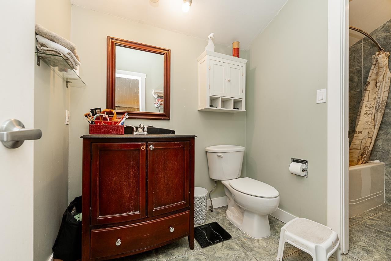 Photo 28 of 3799 196 A Street, Langley BC