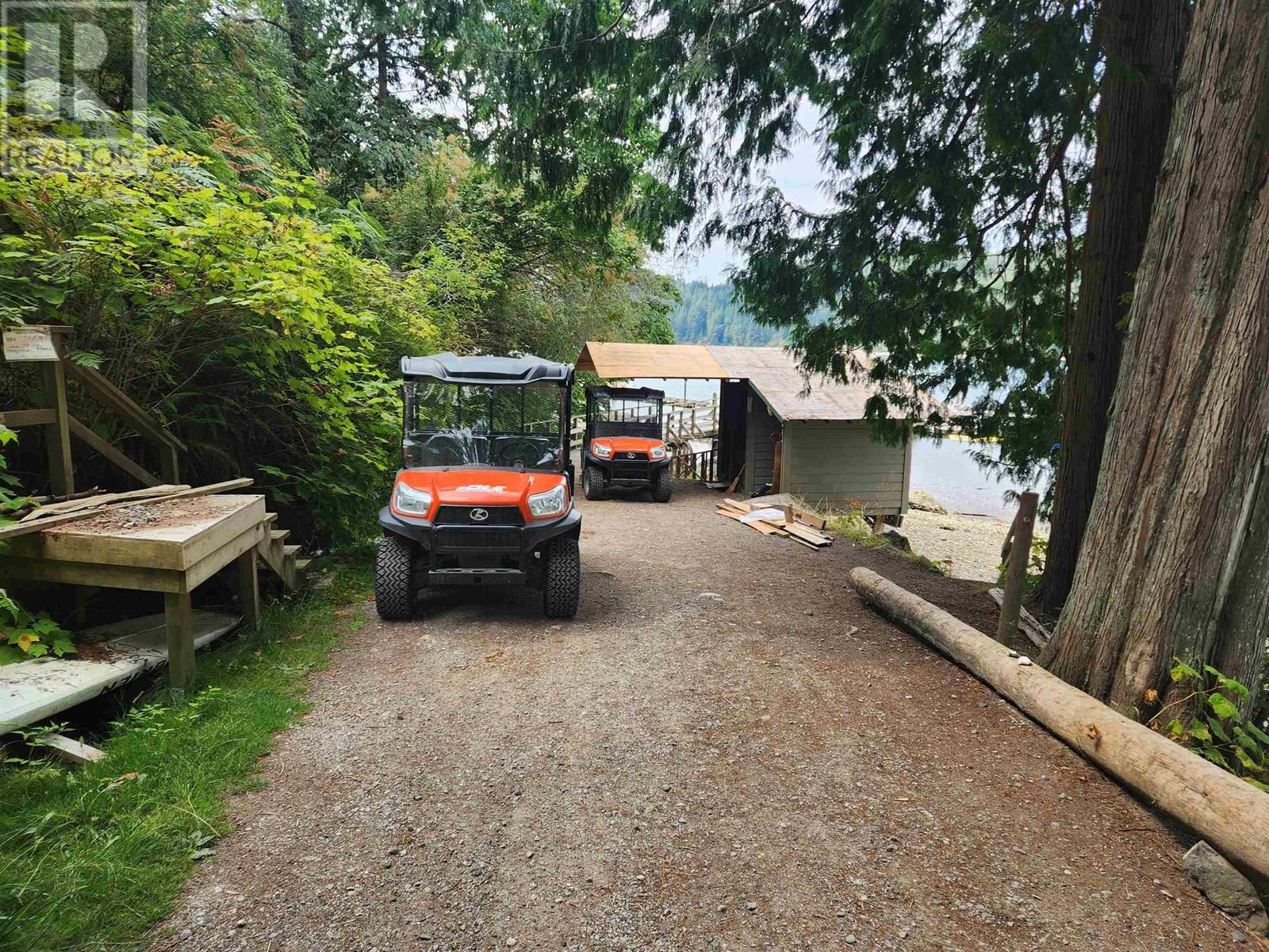 B SL27 SEA RANCH, Gambier Island