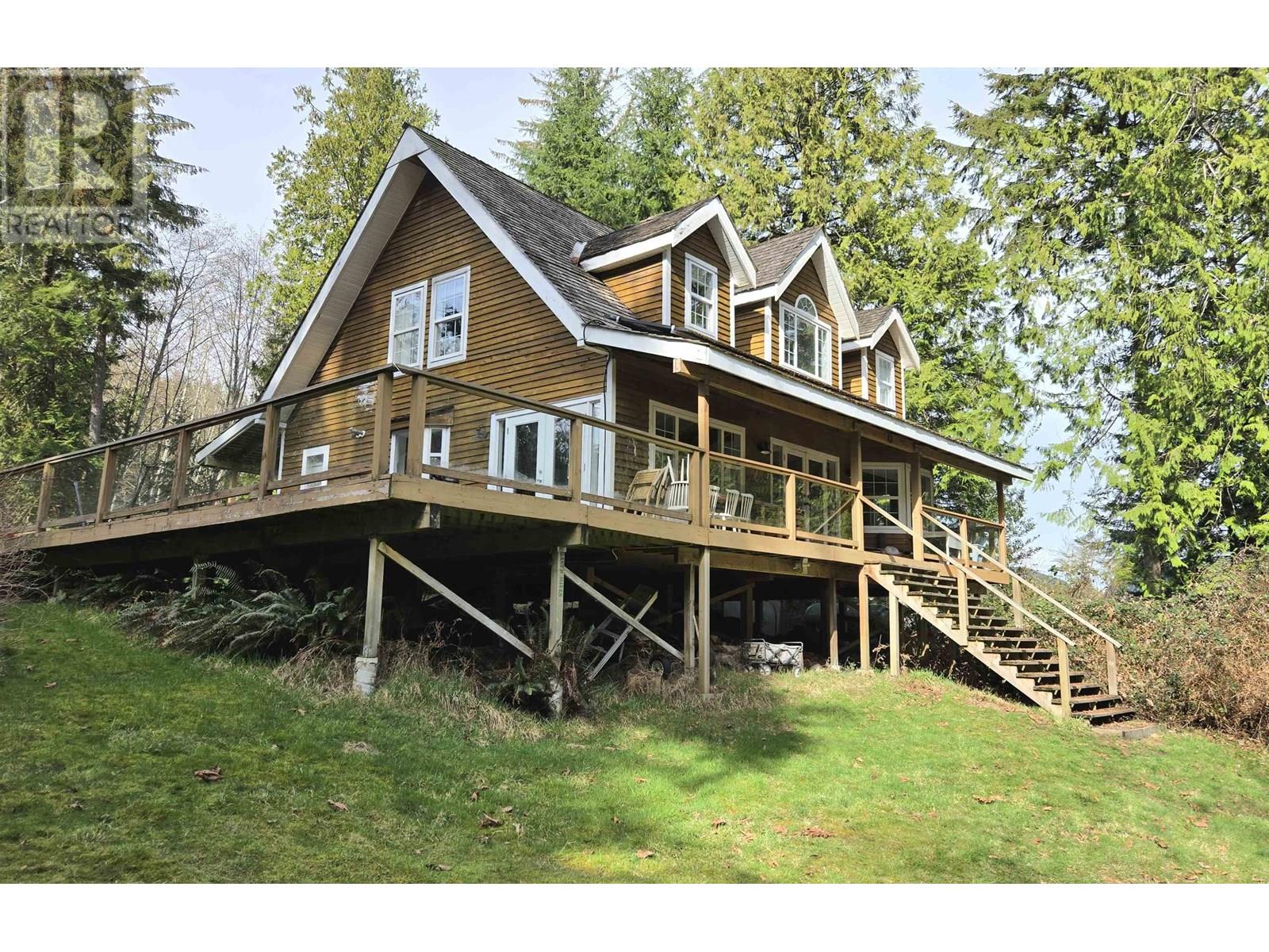 B SL27 SEA RANCH, Gambier Island