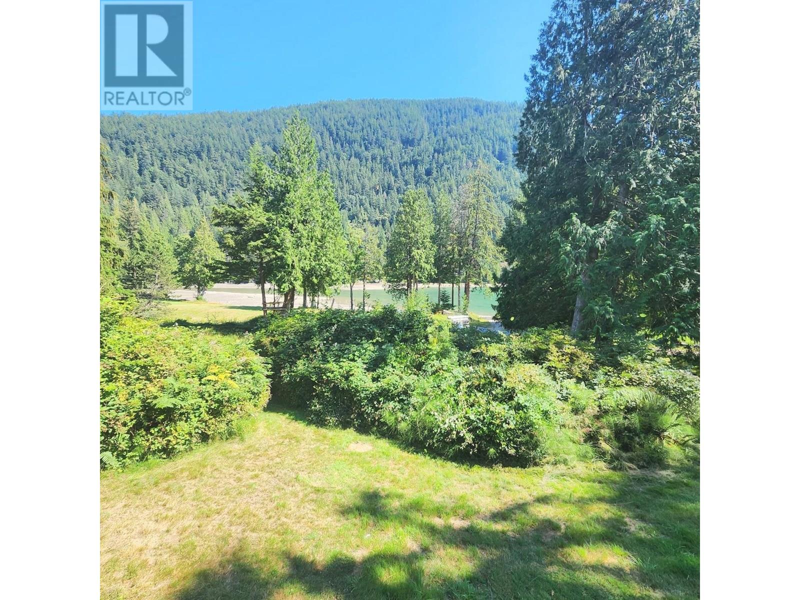 B SL27 SEA RANCH, Gambier Island