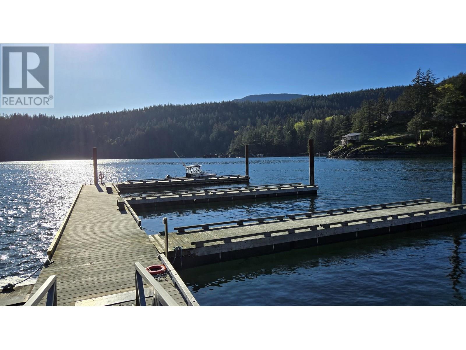 B SL27 SEA RANCH, Gambier Island
