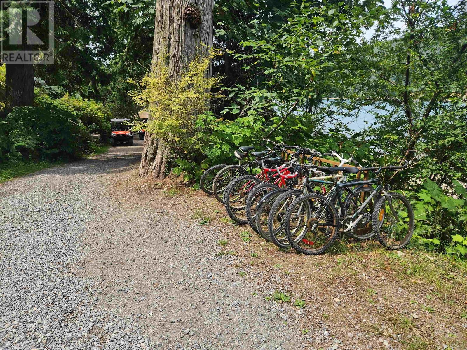 B SL27 SEA RANCH, Gambier Island