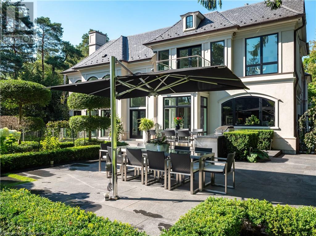 Photo 25 of 15 Chartwell Road, Oakville ON