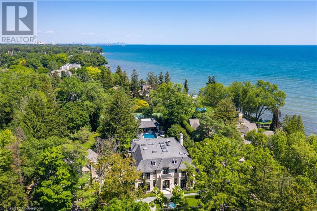 Photo 34 of 15 Chartwell Road, Oakville ON