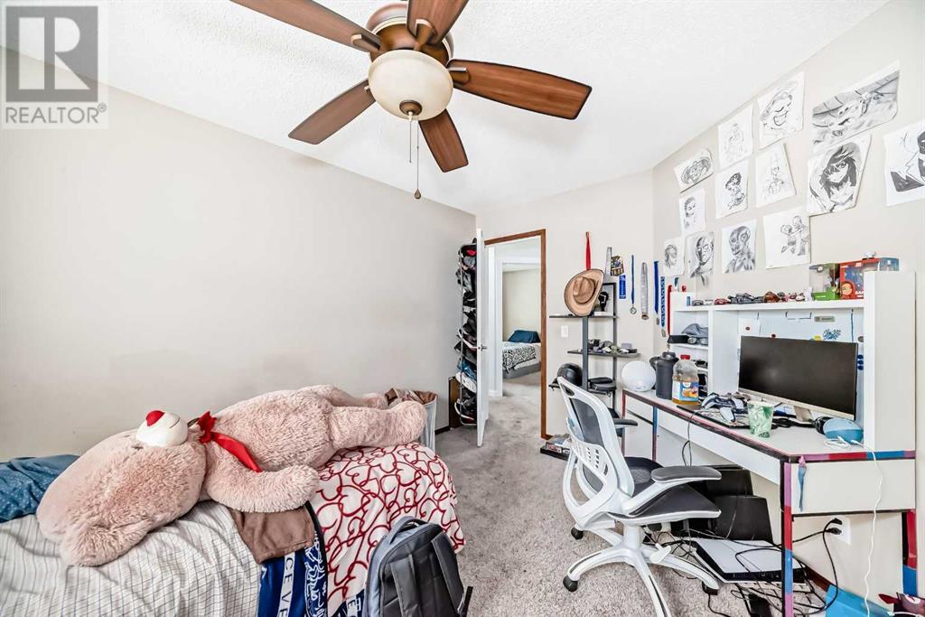 Single Family House for Sale in  Citadel Circle NW Citadel Calgary 