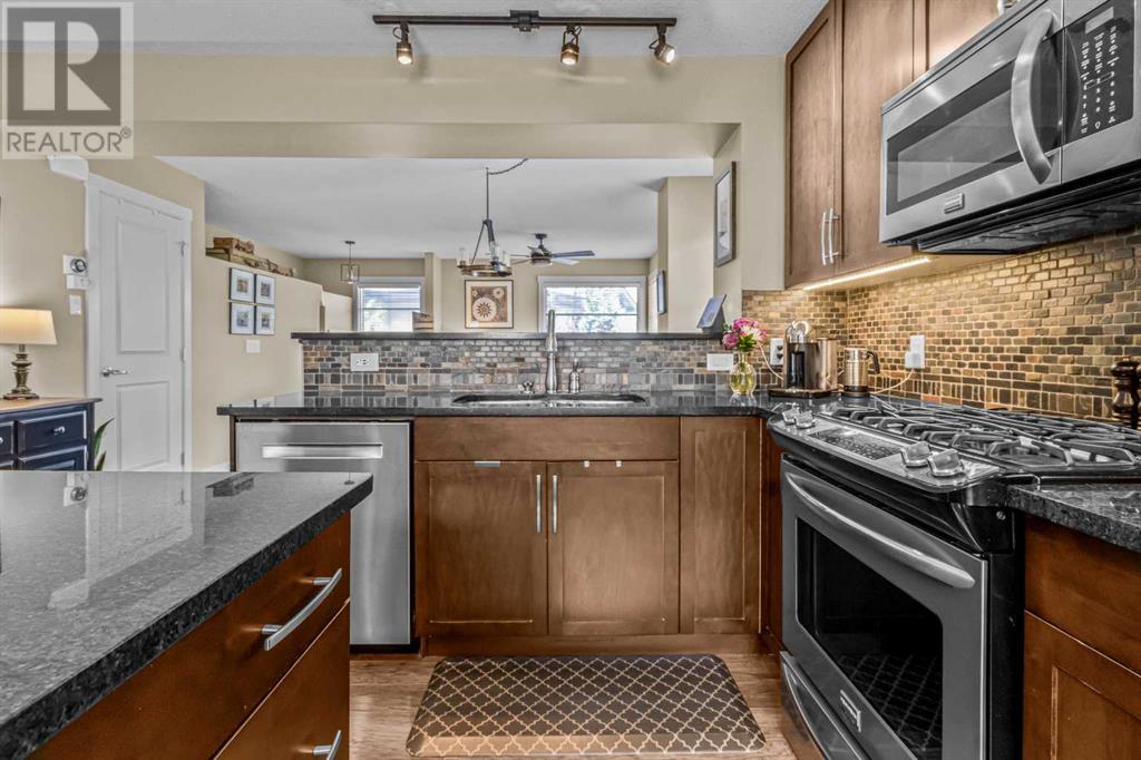 Single Family House for Sale in  Aspen Hills Common SW Aspen Woods Calgary 
