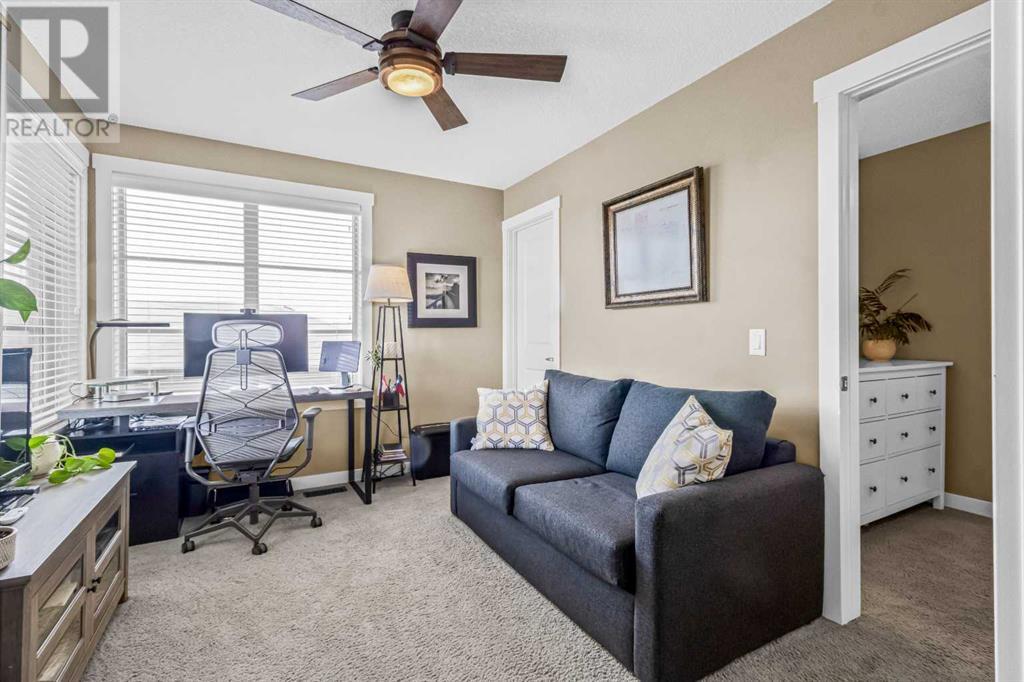 Single Family House for Sale in  Aspen Hills Common SW Aspen Woods Calgary 