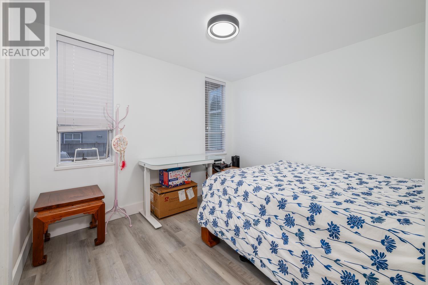 Photo 11 of 7480 No 4 Road, Richmond BC