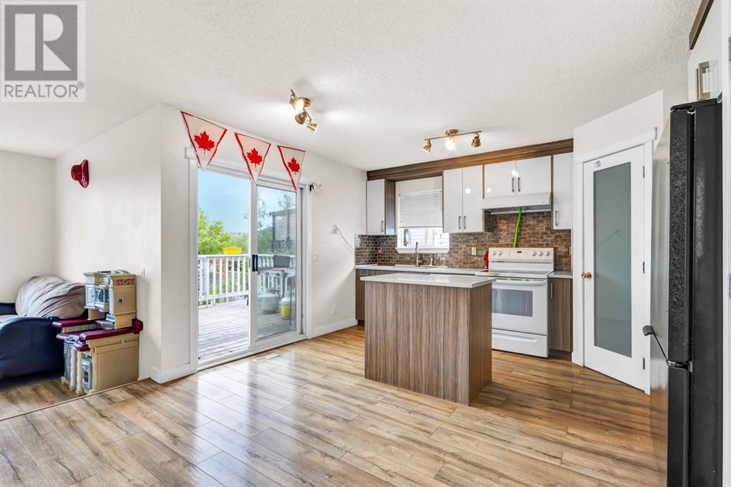 Single Family House for Sale in  Hidden Spring Green NW Hidden Valley Calgary 