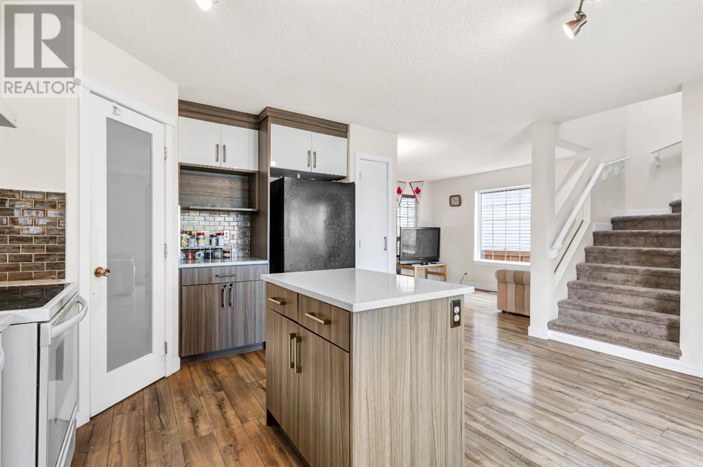 Single Family House for Sale in  Hidden Spring Green NW Hidden Valley Calgary 