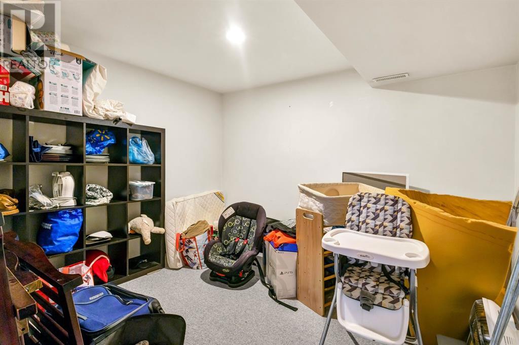 Single Family House for Sale in  Hidden Spring Green NW Hidden Valley Calgary 
