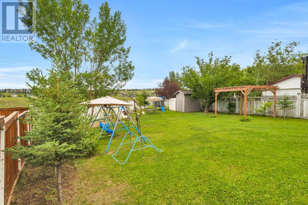 Single Family House for Sale in  Hidden Spring Green NW Hidden Valley Calgary 
