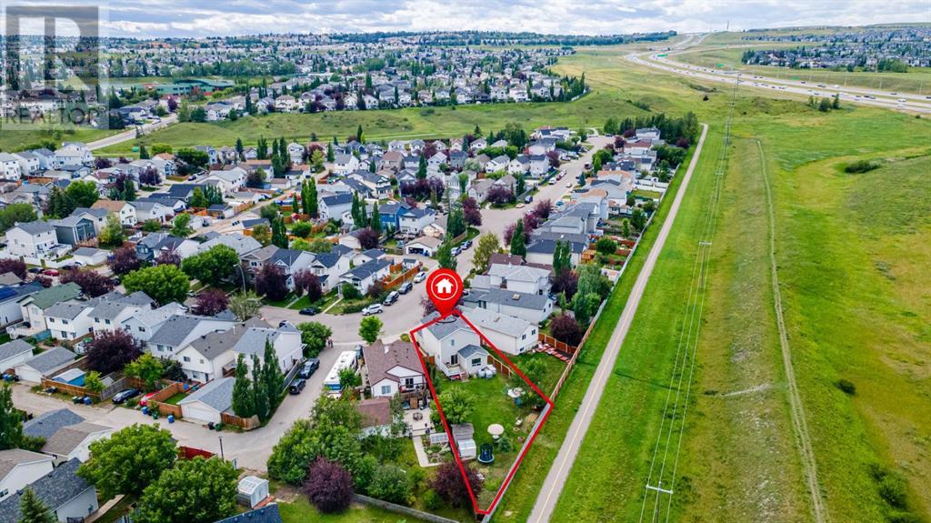 Single Family House for Sale in  Hidden Spring Green NW Hidden Valley Calgary 