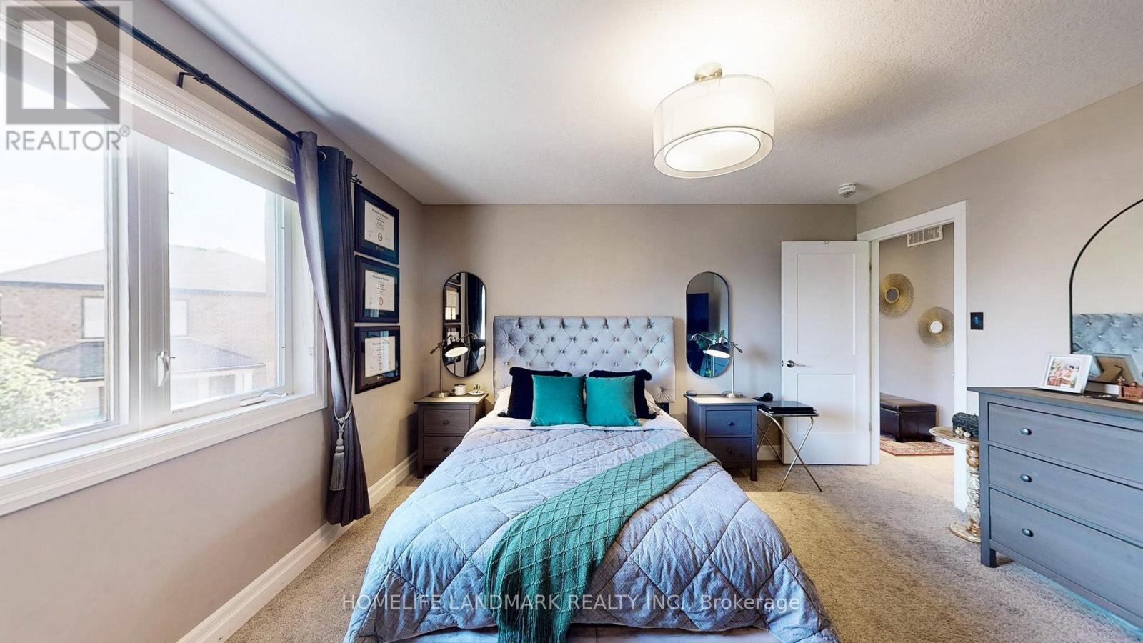 Photo 17 of 537 Millstream Drive, Waterloo ON