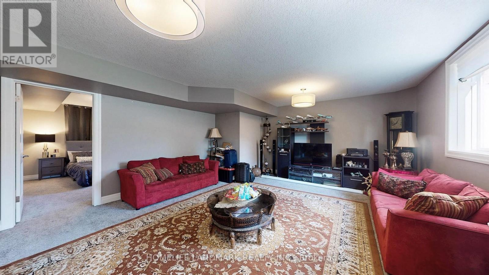 Photo 15 of 537 Millstream Drive, Waterloo ON