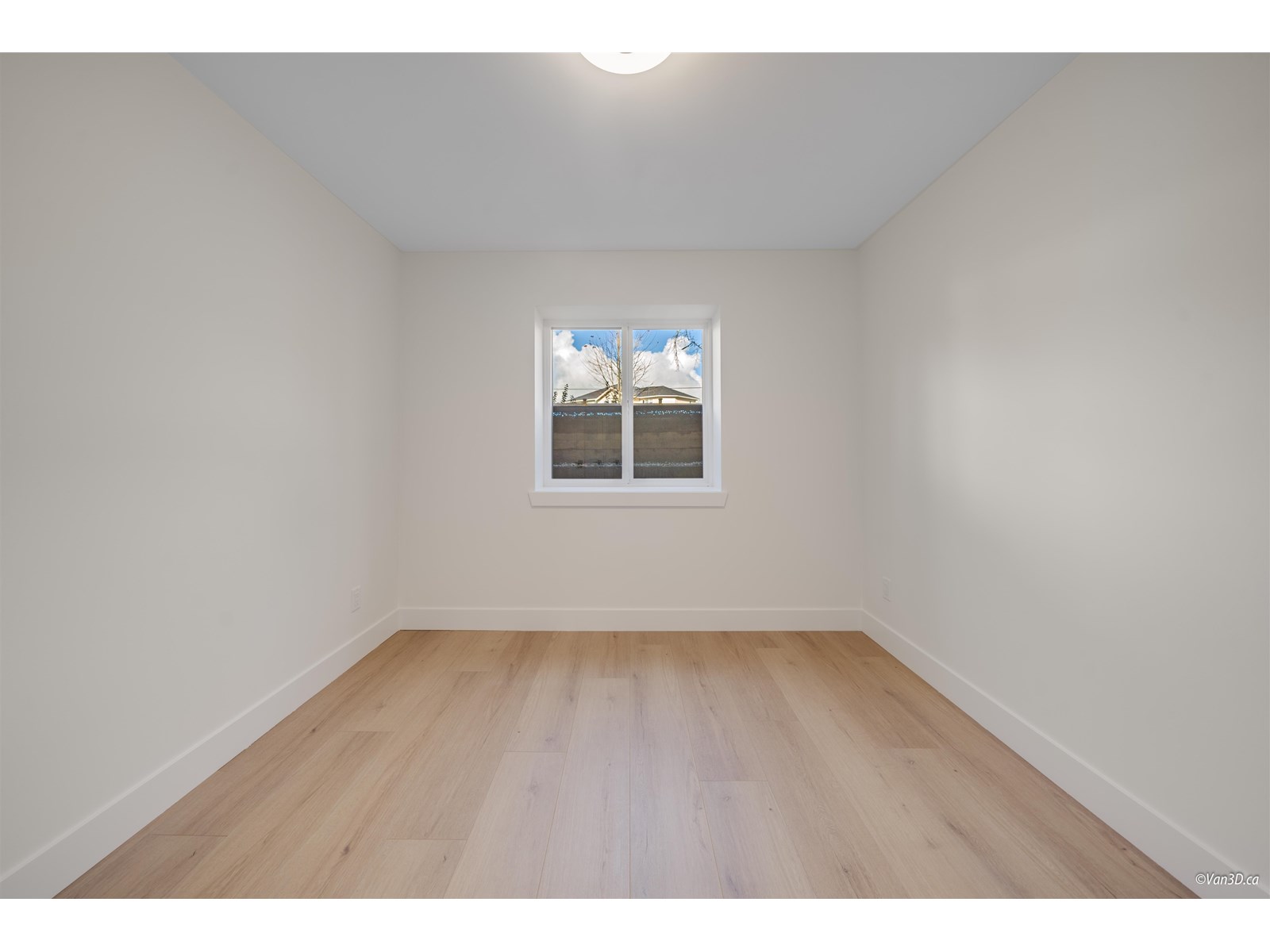 Photo 37 of 19727 31 B Avenue, Langley BC