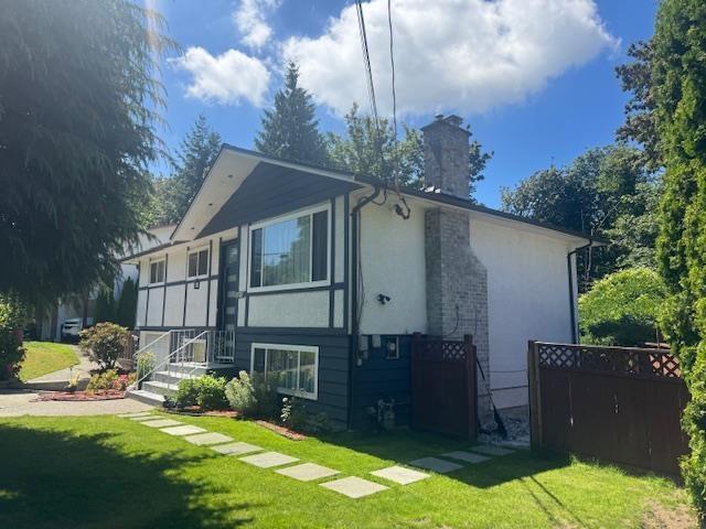 Photo 3 of 8781 Shepherd Way, Delta BC