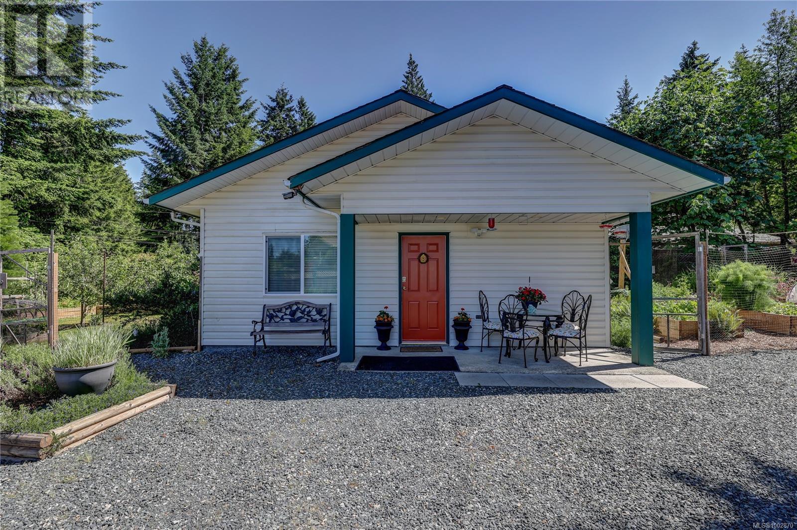Photo 55 of 4840 Blue Heron Dr, Bowser BC
