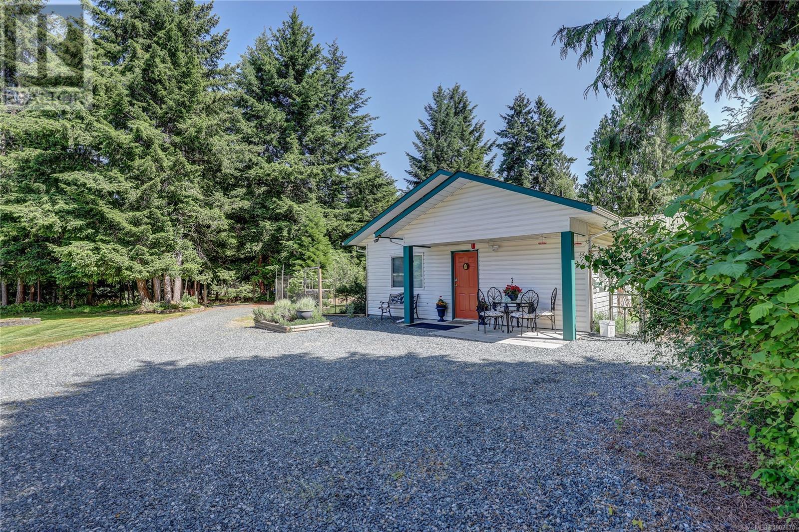 Photo 67 of 4840 Blue Heron Dr, Bowser BC