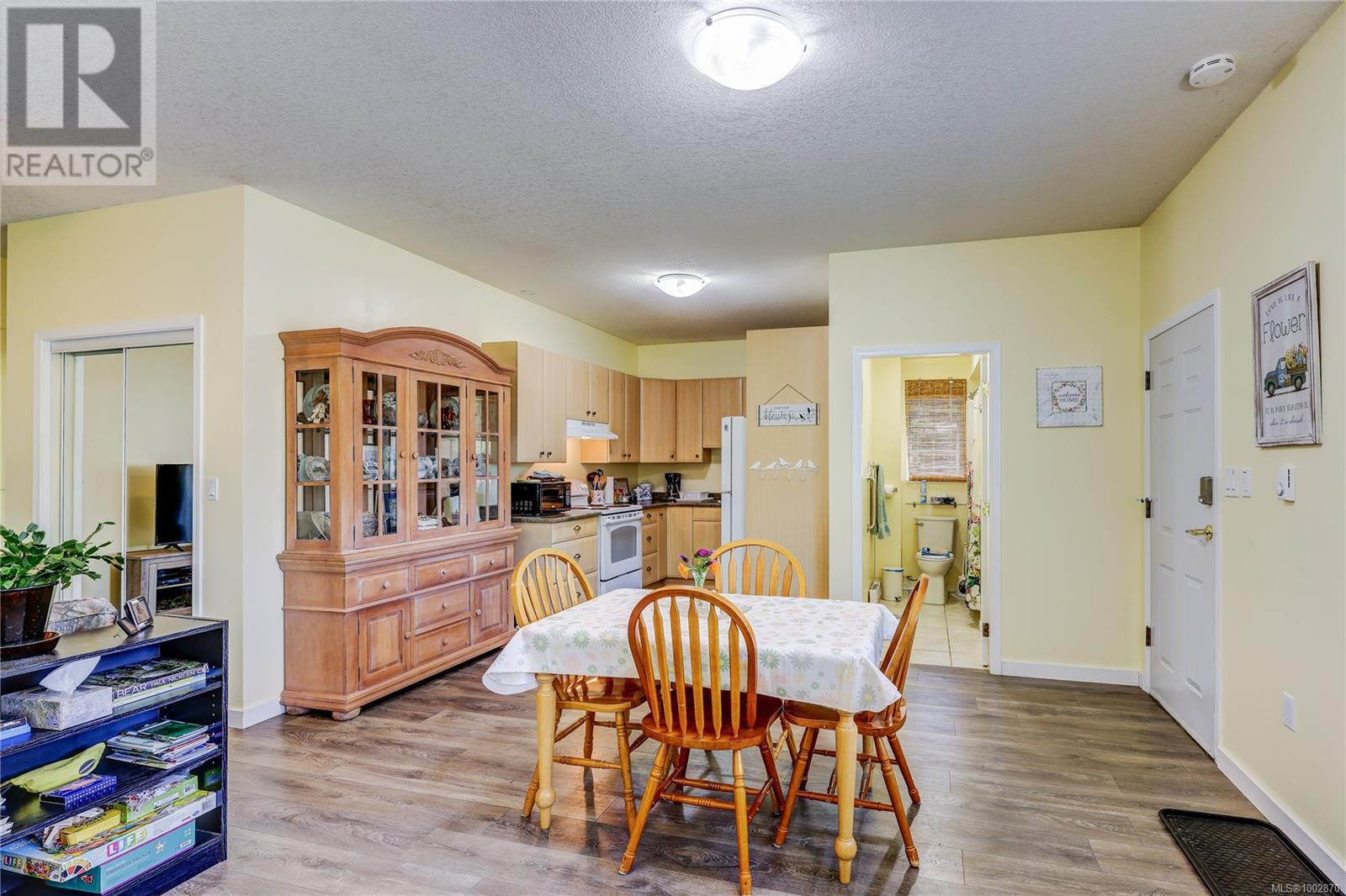 Photo 37 of 4840 Blue Heron Dr, Bowser BC