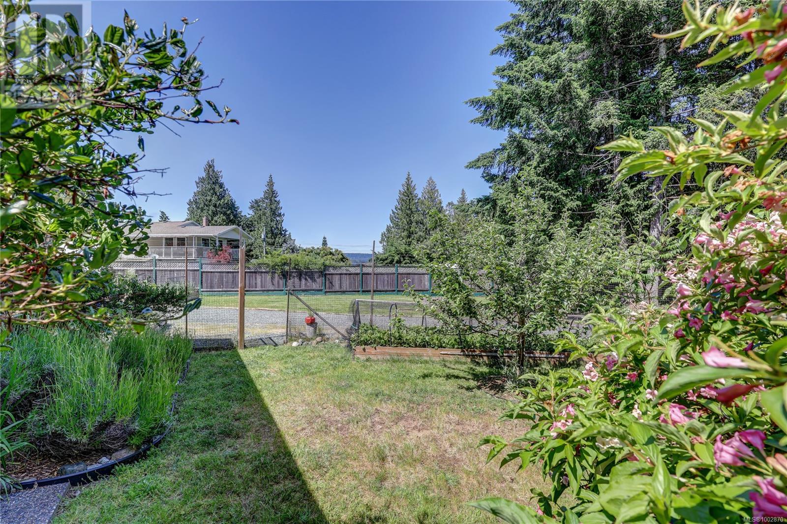 Photo 79 of 4840 Blue Heron Dr, Bowser BC