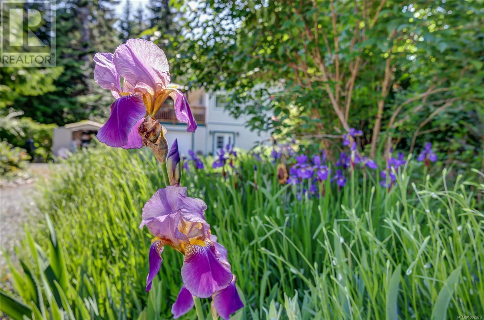 Photo 47 of 4840 Blue Heron Dr, Bowser BC