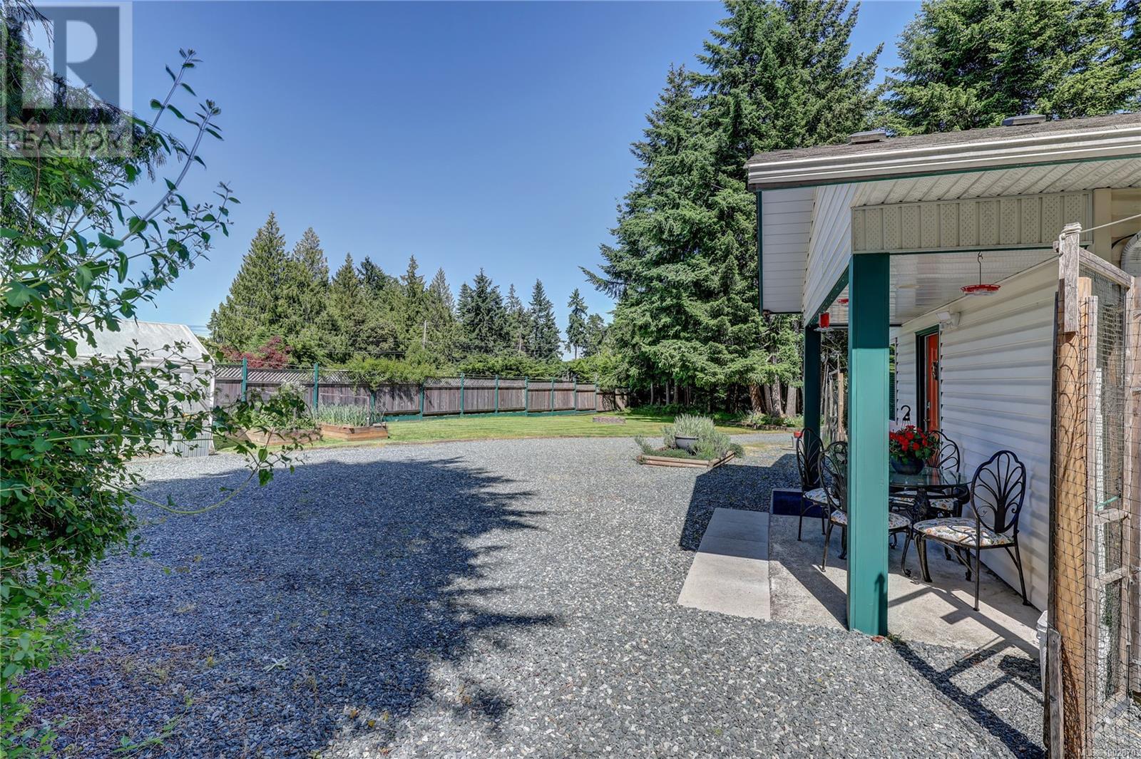 Photo 87 of 4840 Blue Heron Dr, Bowser BC