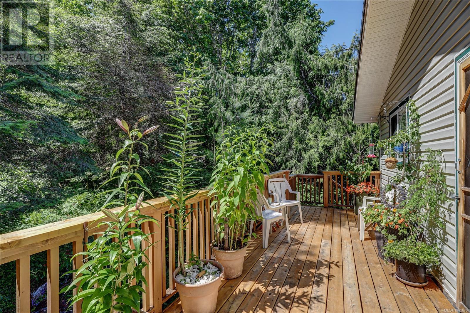 Photo 22 of 4840 Blue Heron Dr, Bowser BC