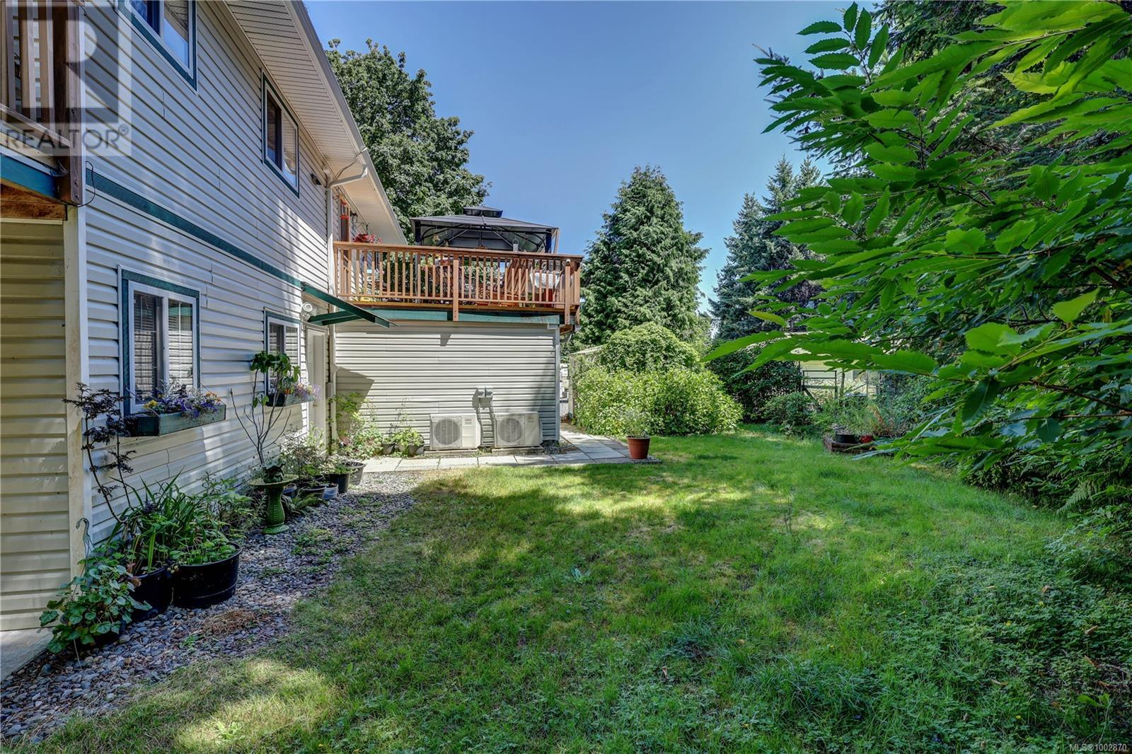Photo 33 of 4840 Blue Heron Dr, Bowser BC