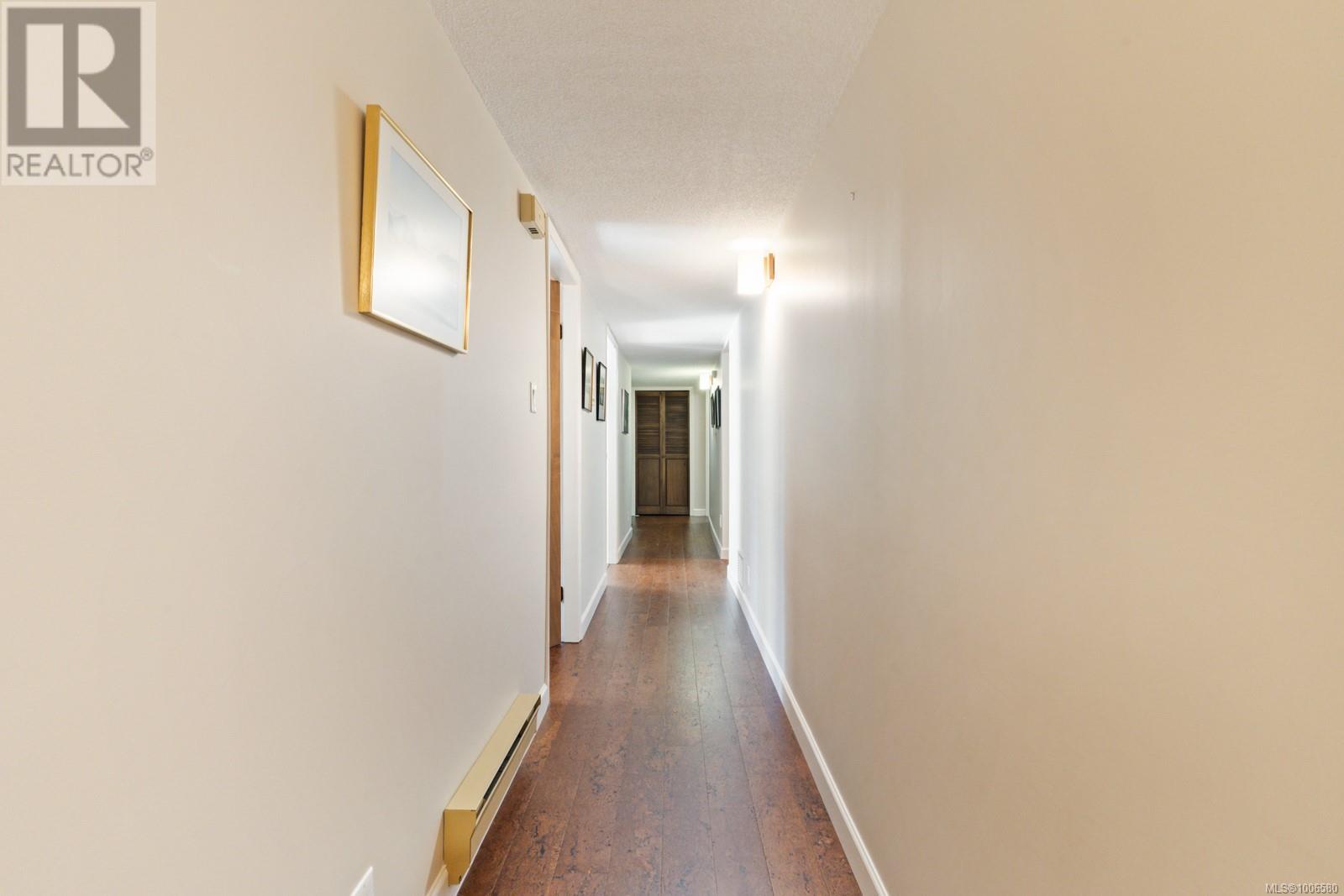 8833 Haro Park Terr, North Saanich
