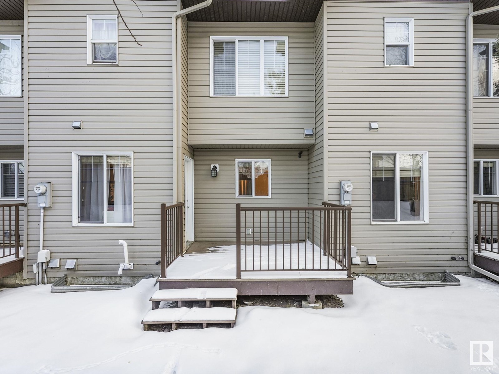 Photo 15 of 12 12930 140 Av Nw Nw, Edmonton AB