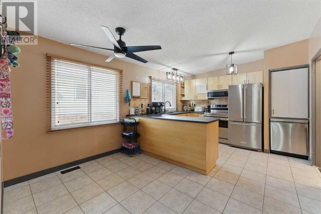 180 huntington Green NE, Calgary, Alberta