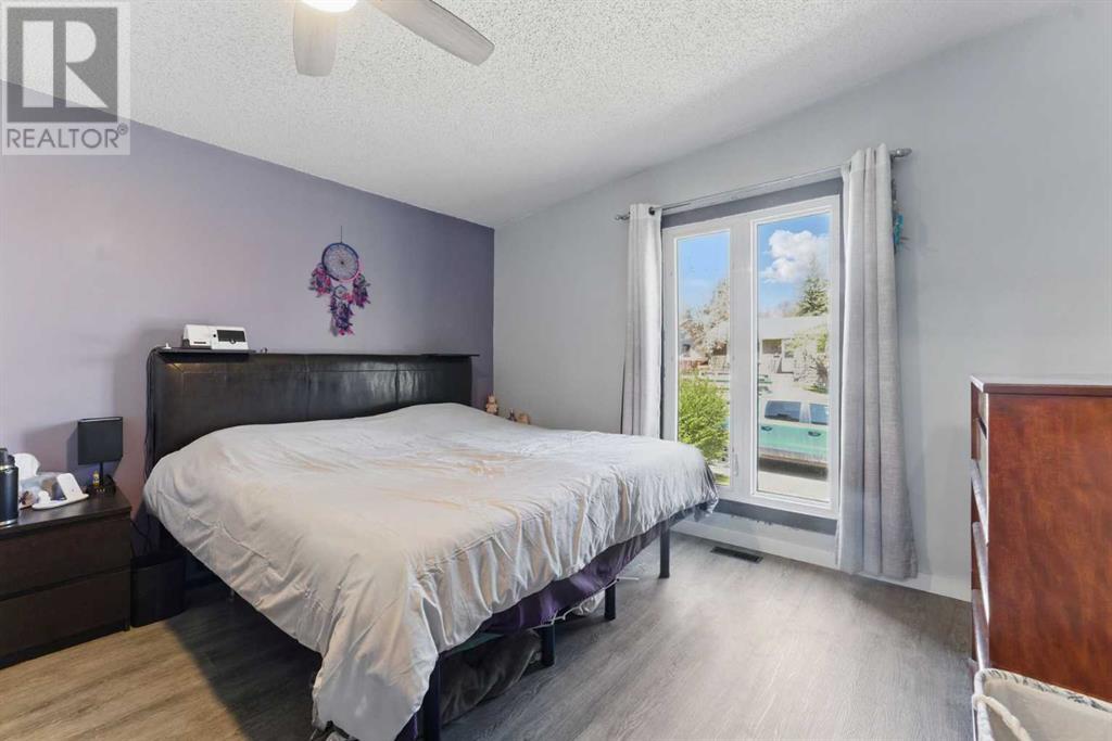 Single Family House Bungalow for Sale in  huntington Green NE Huntington Hills Calgary 