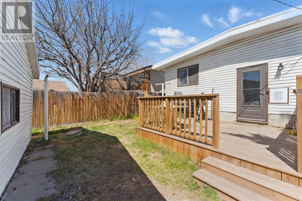 Single Family House Bungalow for Sale in  huntington Green NE Huntington Hills Calgary 