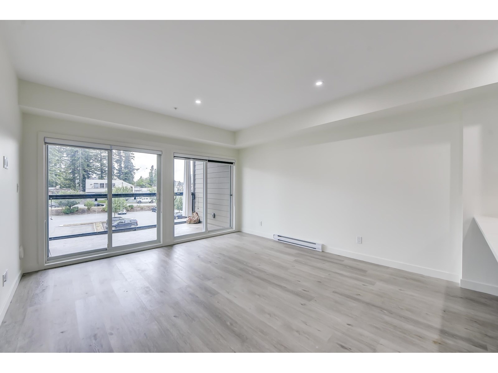 Photo 11 of 309 2649 James Street, Abbotsford BC