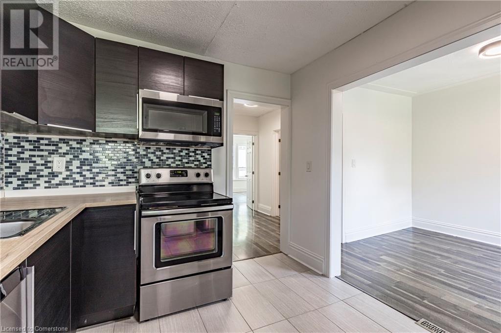 Photo 42 of 22 Myrtle Avenue, Hamilton ON
