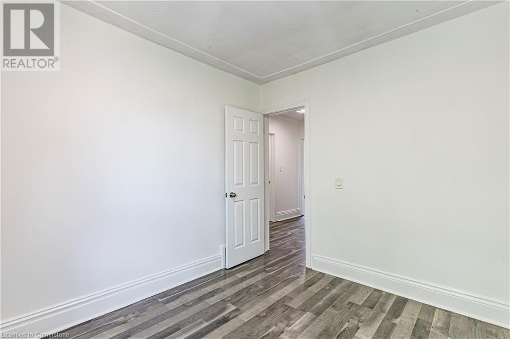 Photo 38 of 22 Myrtle Avenue, Hamilton ON