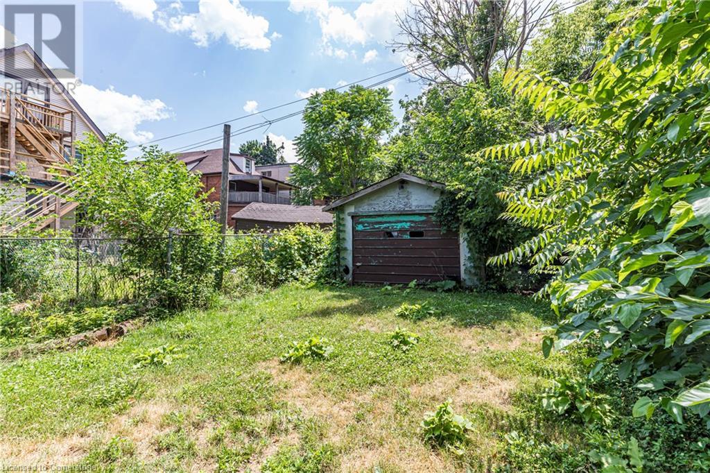 Photo 32 of 22 Myrtle Avenue, Hamilton ON