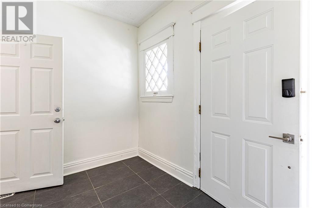 Photo 26 of 22 Myrtle Avenue, Hamilton ON