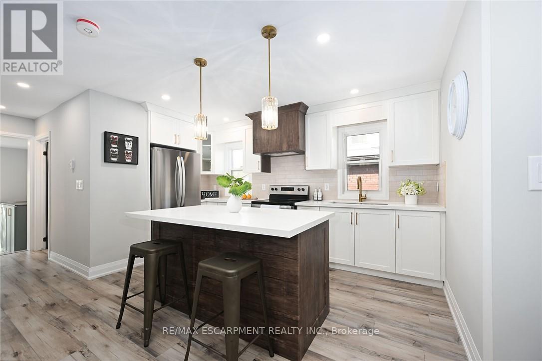 Photo 46 of 282 Ottawa Street S, Hamilton ON