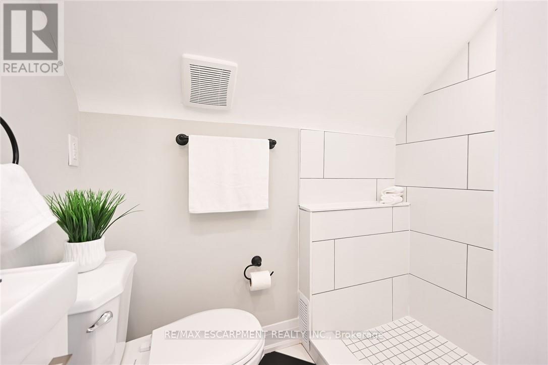 Photo 44 of 282 Ottawa Street S, Hamilton ON