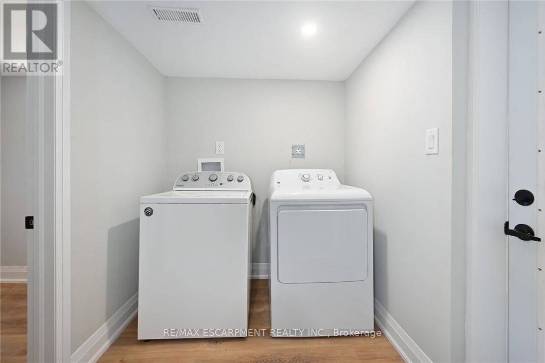 Photo 15 of 282 Ottawa Street S, Hamilton ON