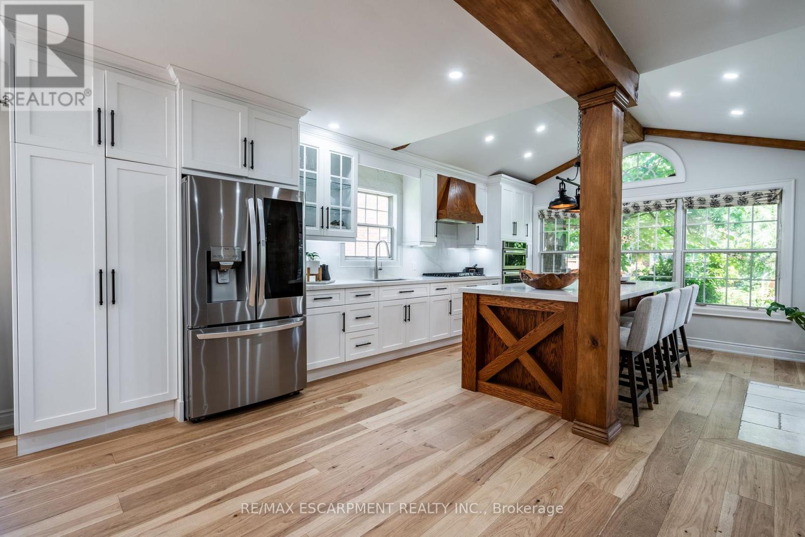Photo 15 of 9 Lansdowne Road S, Cambridge ON