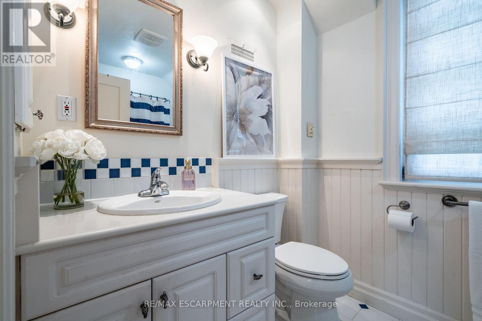 Photo 31 of 9 Lansdowne Road S, Cambridge ON
