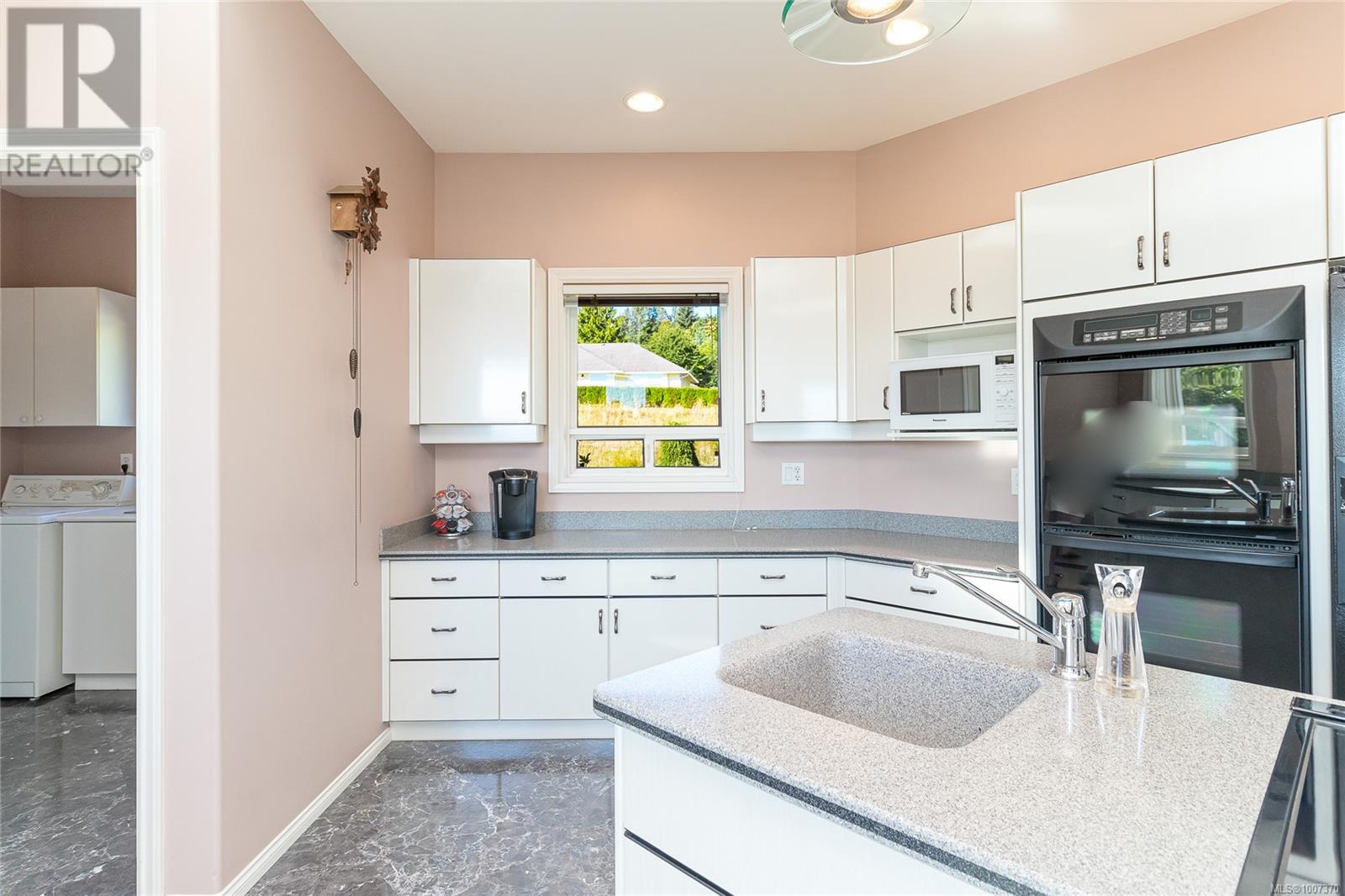 Photo 6 of 11091 Gait Rd, Ladysmith BC