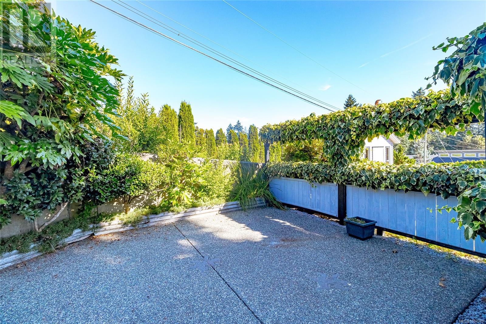 Photo 7 of 11091 Gait Rd, Ladysmith BC