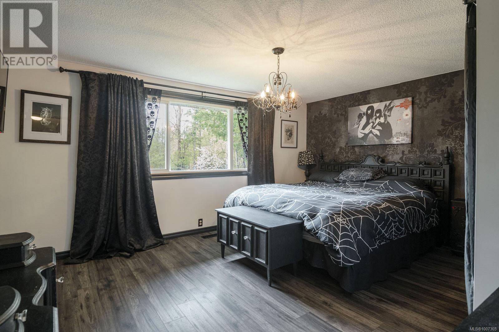 Photo 14 of 8590 Bland Rd, Port Alberni BC