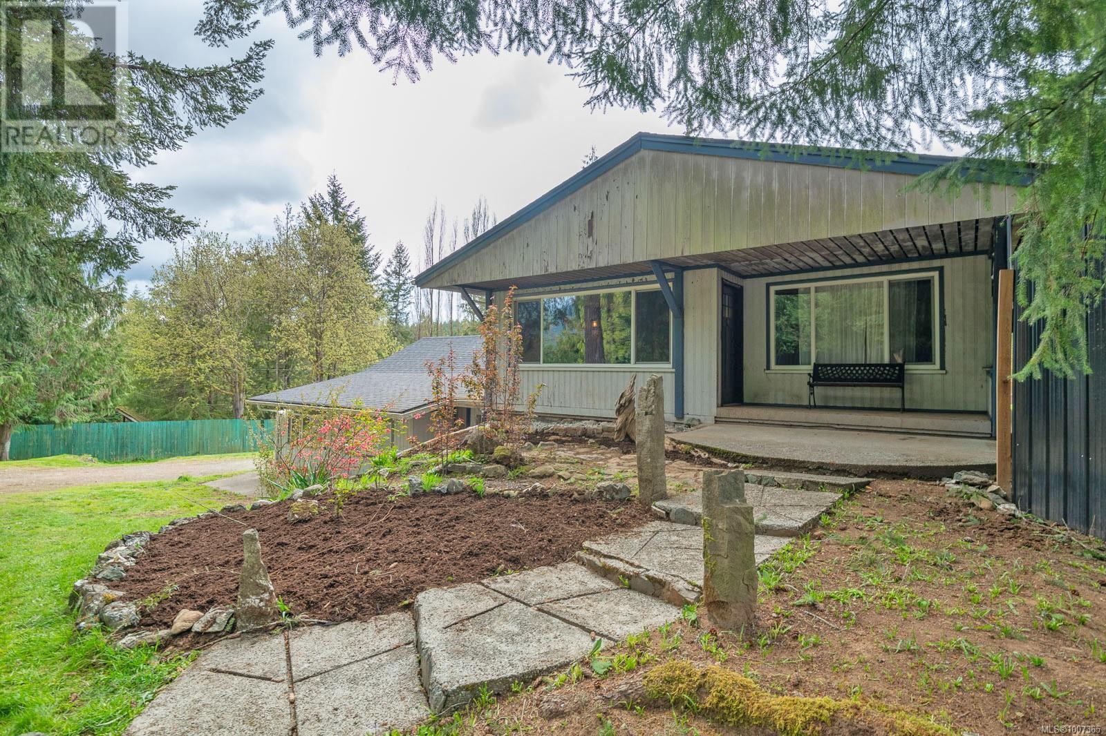 Photo 20 of 8590 Bland Rd, Port Alberni BC