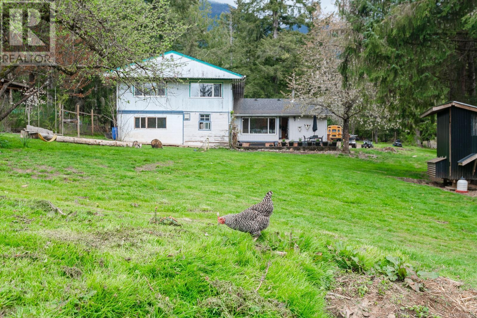 Photo 24 of 8590 Bland Rd, Port Alberni BC
